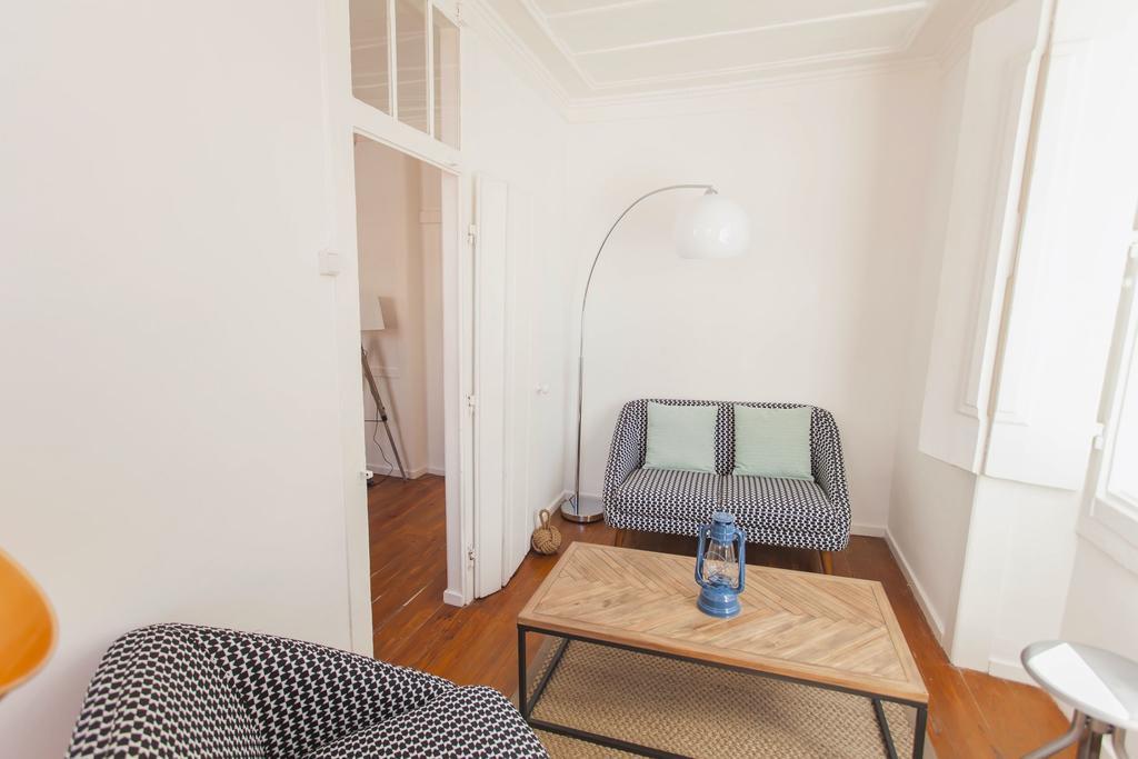 Lovelystay - Cosy Bairro Alto Duplex Lissabon Exterior foto